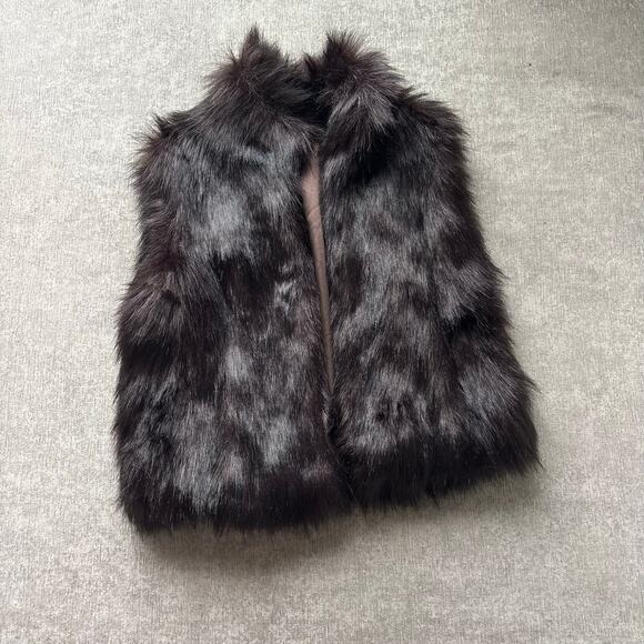 Member’s Only Faux Fur Vest - Picture 1 of 4